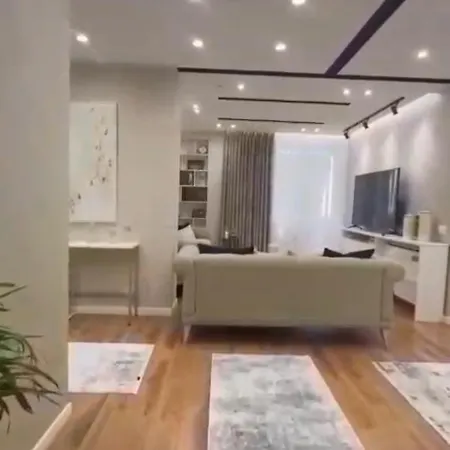 Luxury Spacious - Tirana