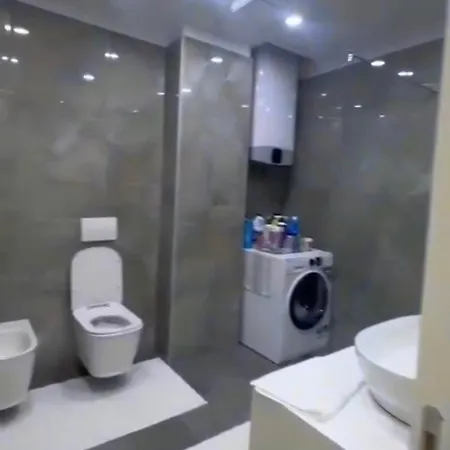 Luxury Spacious - Tirana