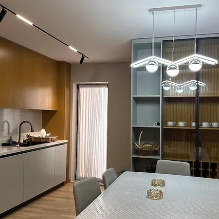 Luxury Spacious - Appartement Tirana