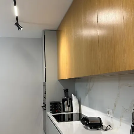 Luxury Spacious - Tirana