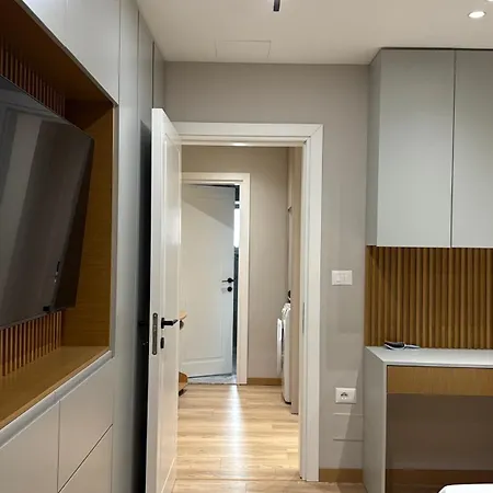 Luxury Spacious - Appartement Tirana