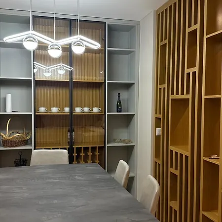 Luxury Spacious - Appartement Tirana